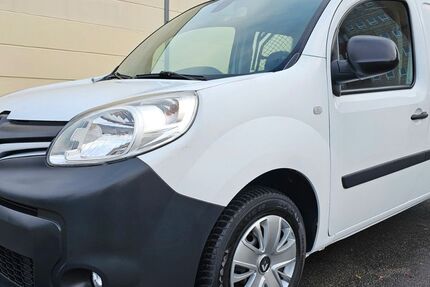 Renault Kangoo 143.964 km 5.890 &euro; Berlin 13055