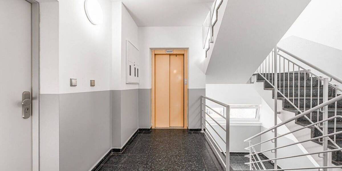 Etagenwohnung Berlin Wilmersdorf - 2 Zimmer, 65 m&sup2;, 445.875&euro; | Angebot:25970639