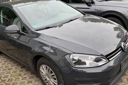 VW Golf 148.700 km 5.800 &euro; Hönow 15366