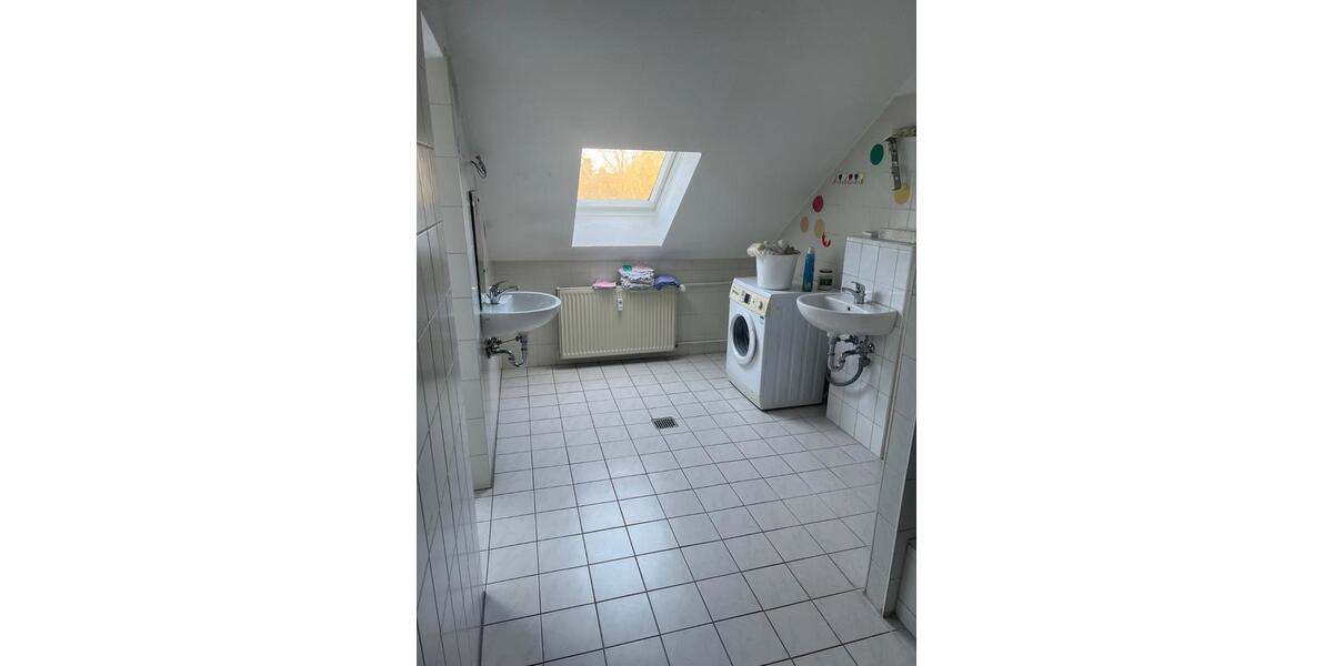 Dachgeschoßwohnung Hohen Neuendorf Borgsdorf - 1 Zimmer, 25 m&sup2;, 20&euro; | Angebot:24703278