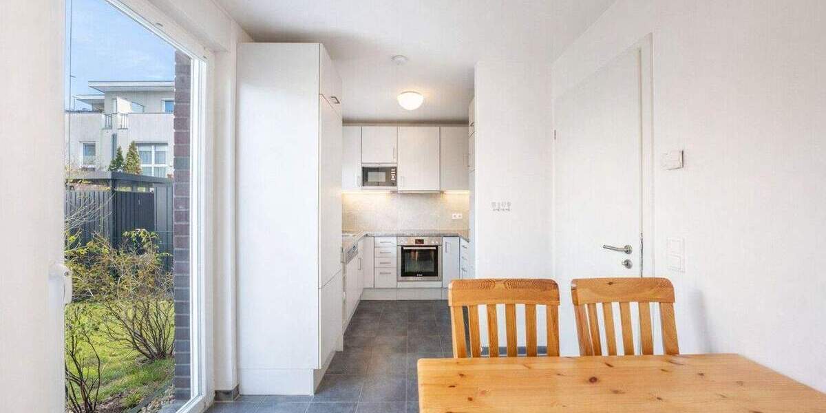 Doppelhaushälfte Berlin Lichterfelde - 5 Zimmer, 142 m&sup2;, 890.000&euro; | Angebot:25800065