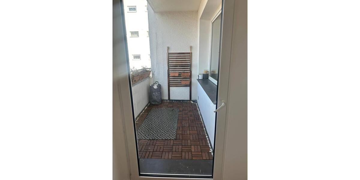 Dachgeschoßwohnung Berlin Reinickendorf - 2 Zimmer, 50 m&sup2;, 1.000&euro; | Angebot:25396881