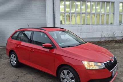 Skoda Fabia 38.017 km 9.250 &euro; Berlin 12355