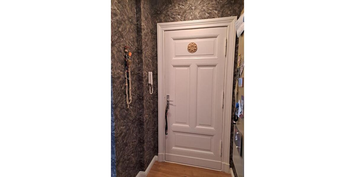 Etagenwohnung Berlin Neukölln - 1 Zimmer, 32 m&sup2;, 1.050&euro; | Angebot:26655902