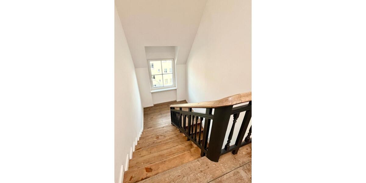 Dachgeschoßwohnung Berlin Treptow-Köpenick - 3 Zimmer, 87 m&sup2;, 1.700&euro; | Angebot:26459191