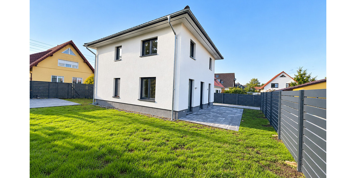 Berlin-Lichtenberg - Erstbezug 2026 - exklusive Stadtvilla mit Wohnkomfort mit Balkon & Garten ! - Einfamilienhaus Berlin / Wartenberg Wartenberg | Angebot:27704260