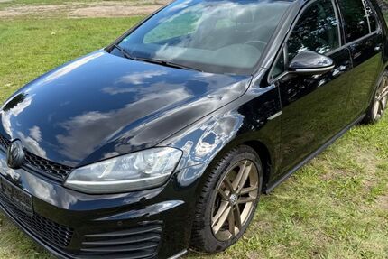 VW Golf 229.500 km 9.400 € Schönefeld 12529