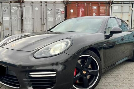 Porsche Panamera 133.100 km 46.500 € Berlin 13591