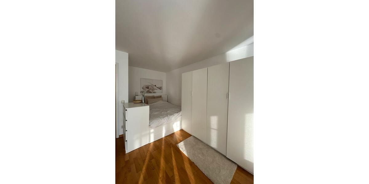 Etagenwohnung Berlin Charlottenburg-Wilmersdorf - 1 Zimmer, 48 m&sup2;, 1.500&euro; | Angebot:25843579