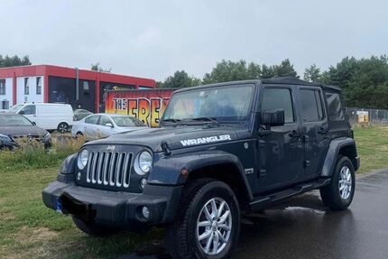 Jeep Wrangler 147.000 km 28.800 &euro; Velten 16727