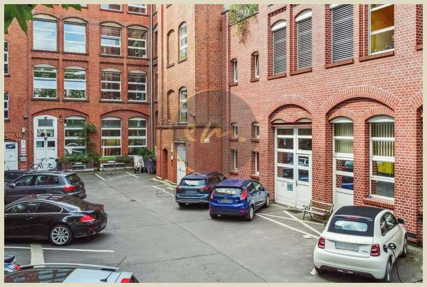 Büro in Berlin 1.190.000 € 327.3 m²