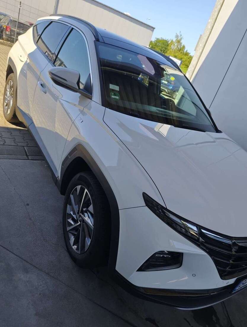 Hyundai TUCSON 109.100 km 18.800 € Berlin 13593