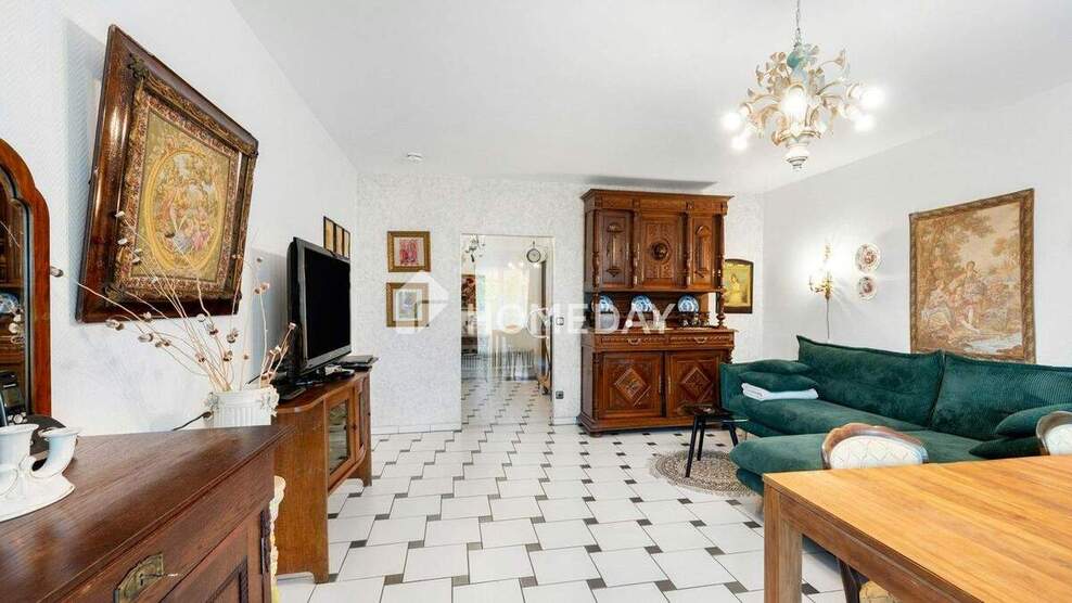 Stilvolles 5-Zimmer-Reihenendhaus mit besonderer Architektur und schönem Garten in Frohnau 5 zimmer