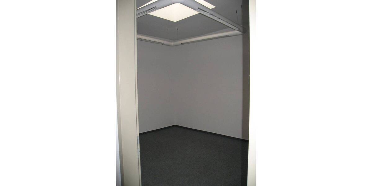 Gewerbeobjekt Berlin Prenzlauer Berg - 7 Zimmer, 194 m&sup2;, 3.492&euro; | Angebot:24180492