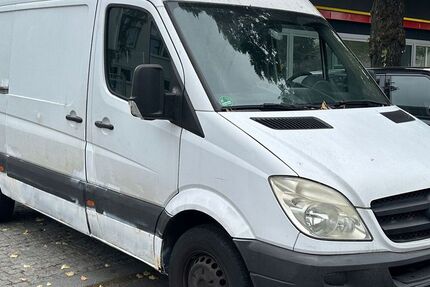Mercedes-Benz Sprinter 357.000 km 3.900 &euro; Berlin 12099