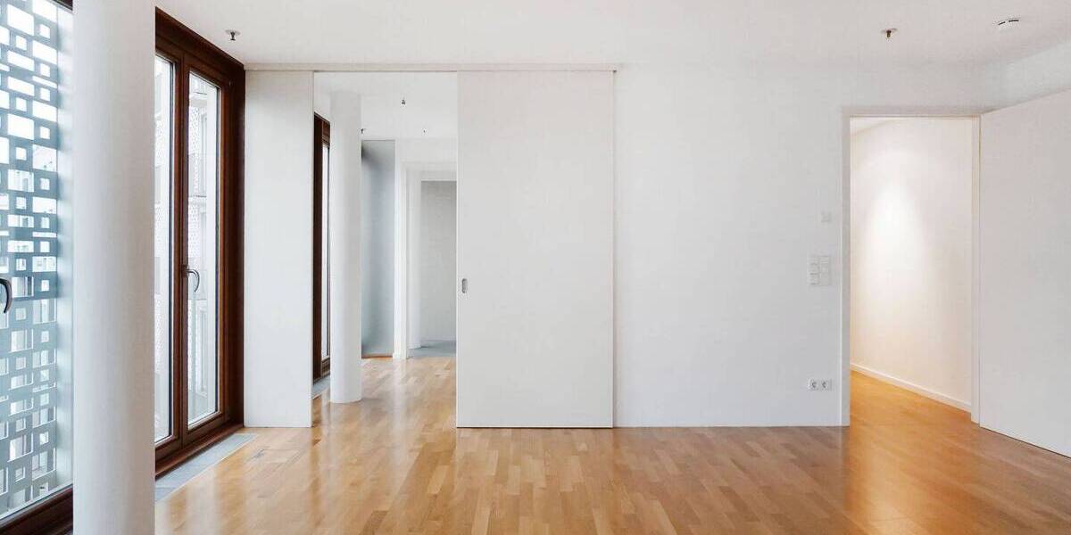 Etagenwohnung Berlin Mitte - 4 Zimmer, 167 m&sup2;, 3.040&euro; | Angebot:26018507