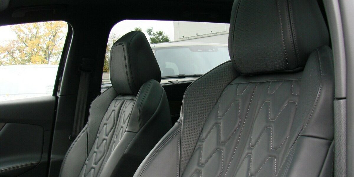 Peugeot 5008 1.2 PureTech 130, GT-Line Leder ACC Navi Pano 30.873 km 29.980 &euro; Falkensee 14612