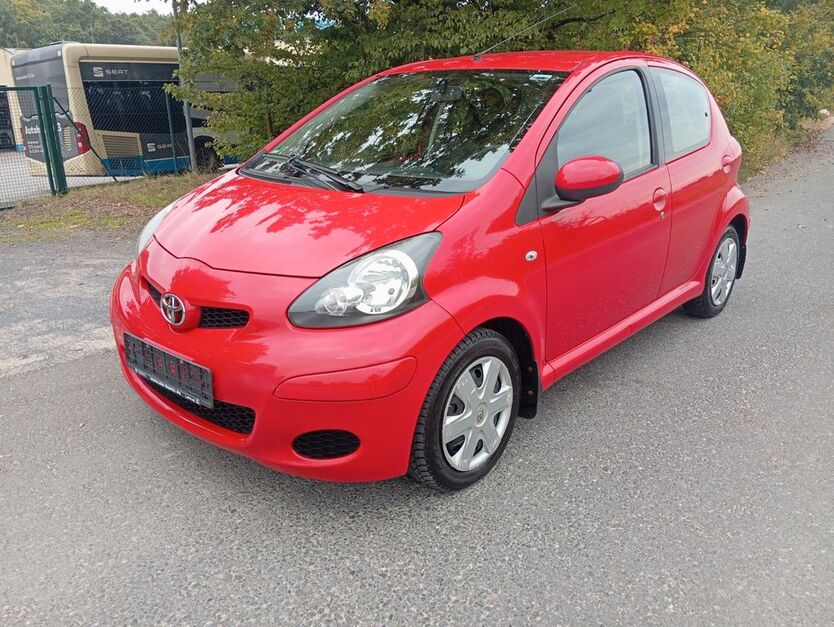 Toyota Aygo (X) 153.400 km 2.799 € Mittenwalde 15749