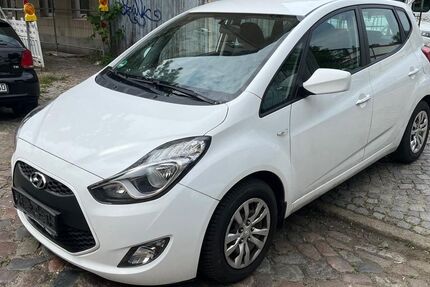 Hyundai ix20 196.000 km 3.699 &euro; BERLIN 13409