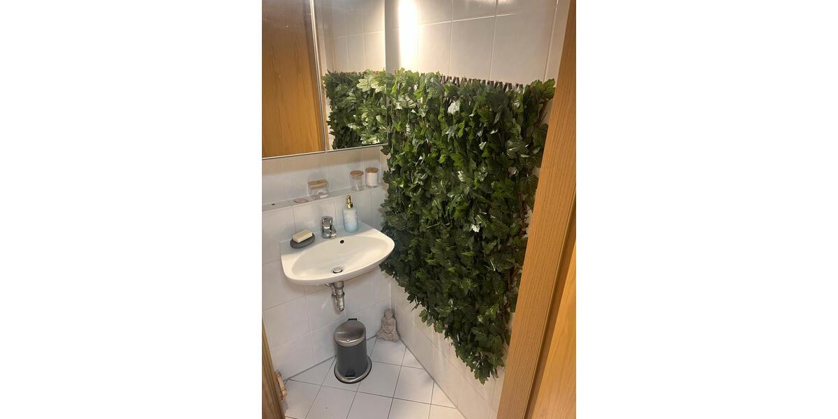 Dachgeschoßwohnung Berlin Tempelhof-Schöneberg - 3 Zimmer, 70 m&sup2;, 1.200&euro; | Angebot:26003039