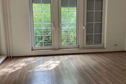 Wohnung Berlin Falkenhagener Feld - 3 Zimmer, 82 m&sup2;, 1.069&euro; | Angebot:26631462