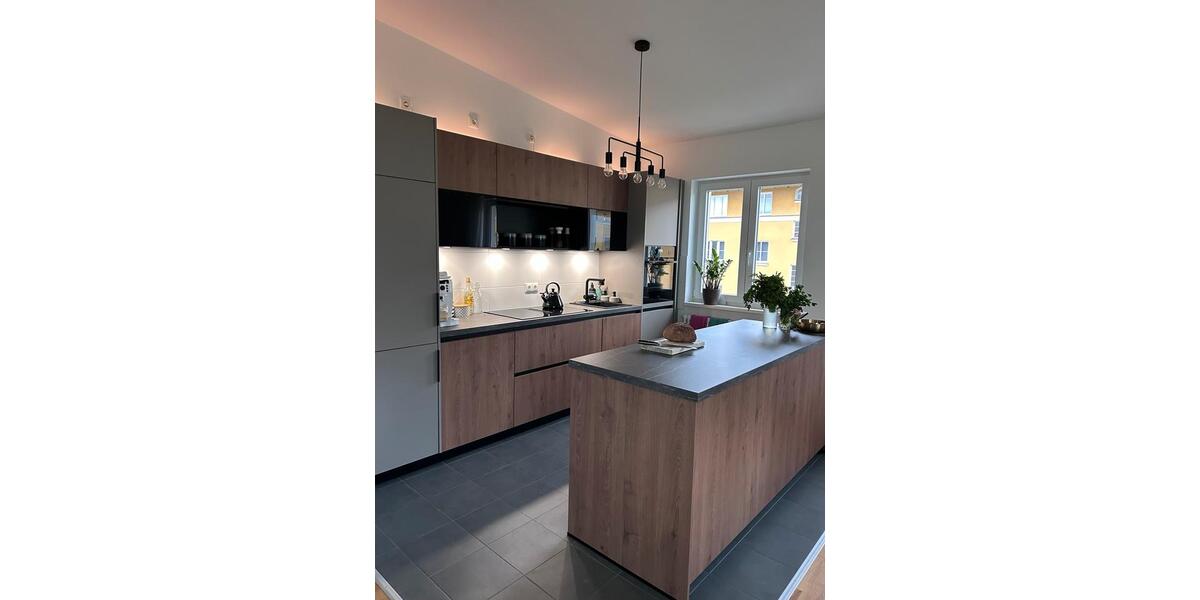 Dachgeschoßwohnung Berlin Steglitz-Zehlendorf - 2 Zimmer, 80 m&sup2;, 1.739&euro; | Angebot:26593503
