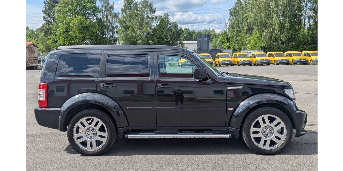 Dodge Nitro 167.000 km 13.900 &euro; Velten 16727