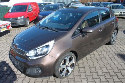 Kia Rio 70.608 km 8.900 &euro; Berlin 12057