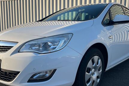 Opel Astra 129.000 km 4.500 &euro; Berlin 12057