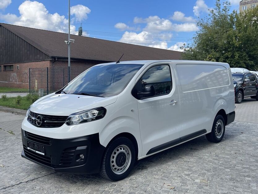 Opel Vivaro 69.000 km 21.896 € Berlin 12681