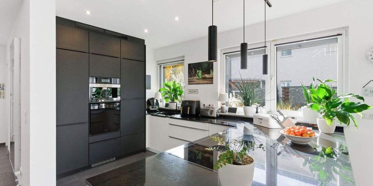 Einfamilienhaus Ludwigsfelde - 6 Zimmer, 210 m&sup2;, 950.000&euro; | Angebot:25779492