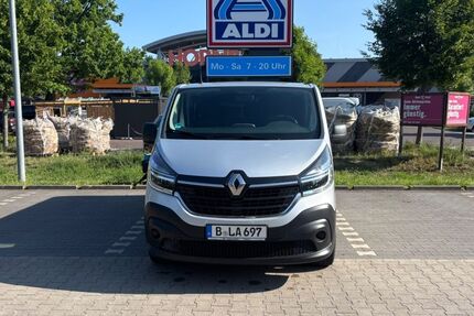 Renault Trafic 85.000 km 21.800 € Berlin 12207