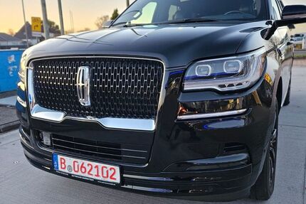 Lincoln Navigator 132.000 km 43.998 &euro; Velten 16727