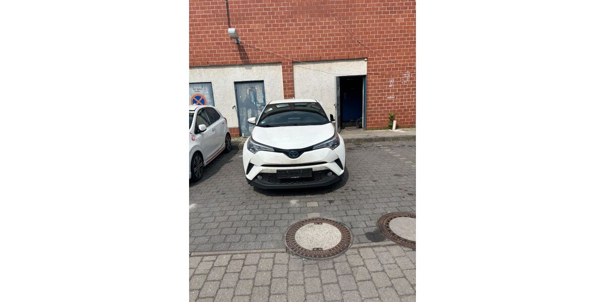 Toyota C-HR 163.889 km 14.600 &euro; Berlin 12353