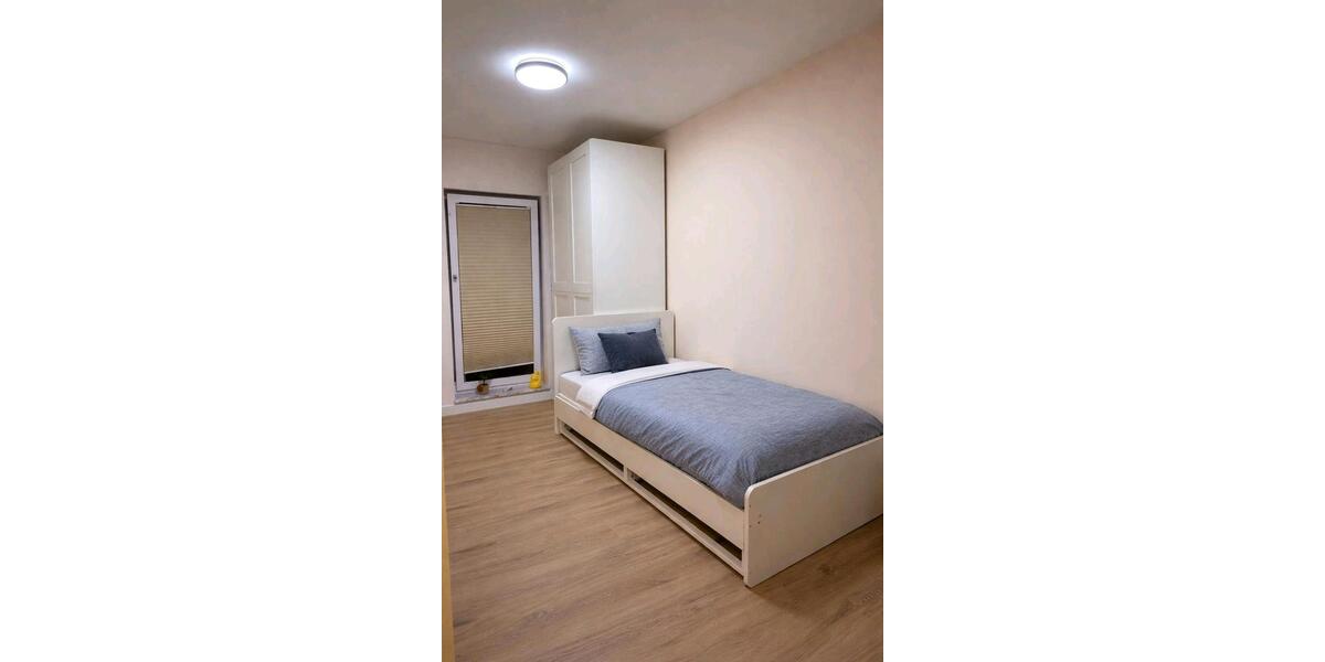 Einfamilienhaus Berlin Steglitz-Zehlendorf - 4 Zimmer, 100 m&sup2;, 2.690&euro; | Angebot:25614530