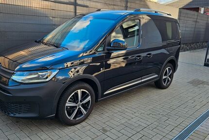 VW Caddy 4.732 km 28.800 &euro; Berlin 13127
