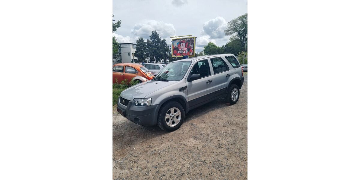 Ford Maverick 103.742 km 3.700 &euro; Berlin (Spandau) 13597