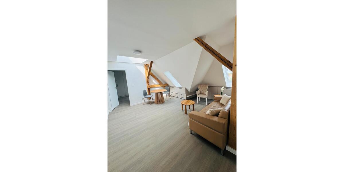 Dachgeschoßwohnung Berlin Spandau - 2 Zimmer, 51 m&sup2;, 1.450&euro; | Angebot:26441935