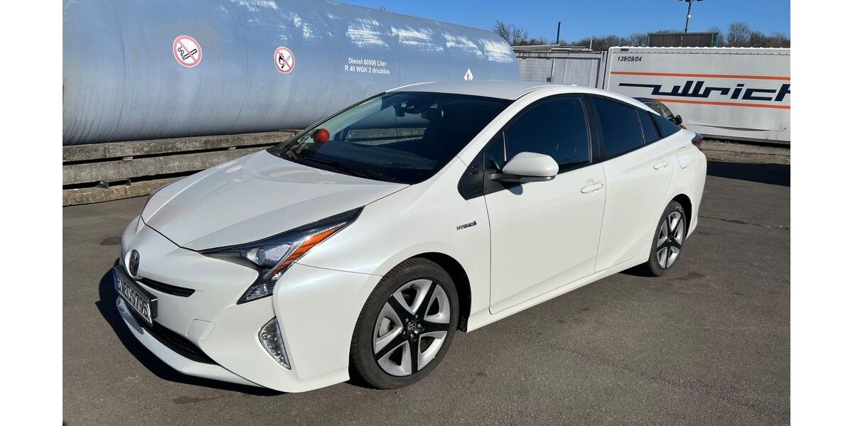 Toyota Prius 148.000 km 13.800 &euro; Berlin 13055