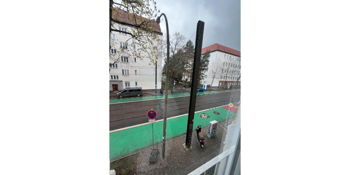 Etagenwohnung Berlin Lichtenberg - 2 Zimmer, 63 m&sup2;, 1.260&euro; | Angebot:26000136