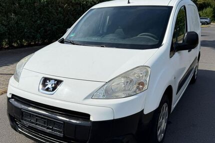 Peugeot Partner 324.000 km 1.999 € Hoppegarten 15366