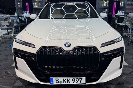 BMW 740 19.000 km 110.000 € Berlin 10116