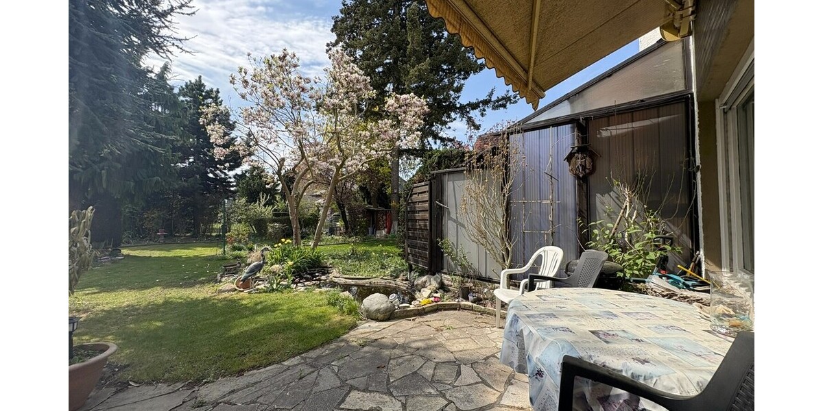 Kleines Haus in ruhiger Lage mit wunderschönem Garten in Rudow - Reihenmittelhaus Berlin Neukölln | Angebot:26544338