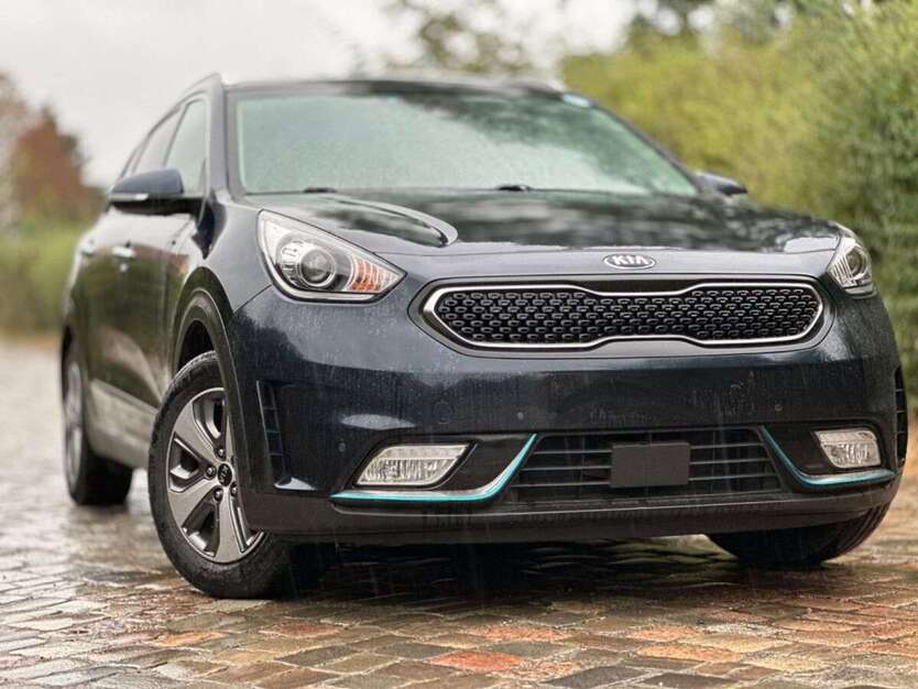 Kia Niro 139.087 km 12.999 € Berlin 12099