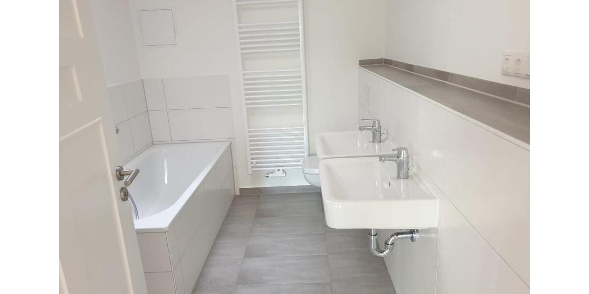 Etagenwohnung Berlin Treptow-Köpenick - 3 Zimmer, 102 m&sup2;, 1.550&euro; | Angebot:26650828