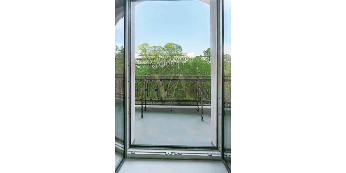 Gewerbeobjekt Berlin Charlottenburg - 9 Zimmer, 292 m&sup2;, 8.600&euro; | Angebot:25985428