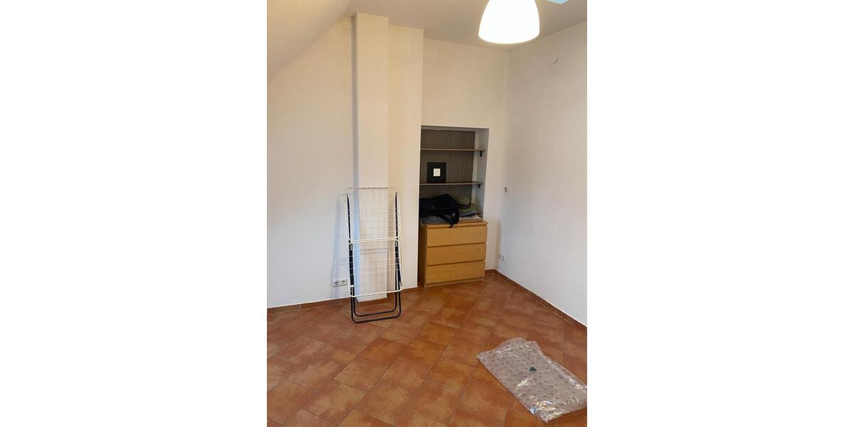Dachgeschoßwohnung Berlin Neukölln - 4 Zimmer, 75 m&sup2;, 1.850&euro; | Angebot:26674248