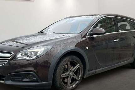 Opel Insignia 96.046 km 8.999 &euro; Berlin 12681