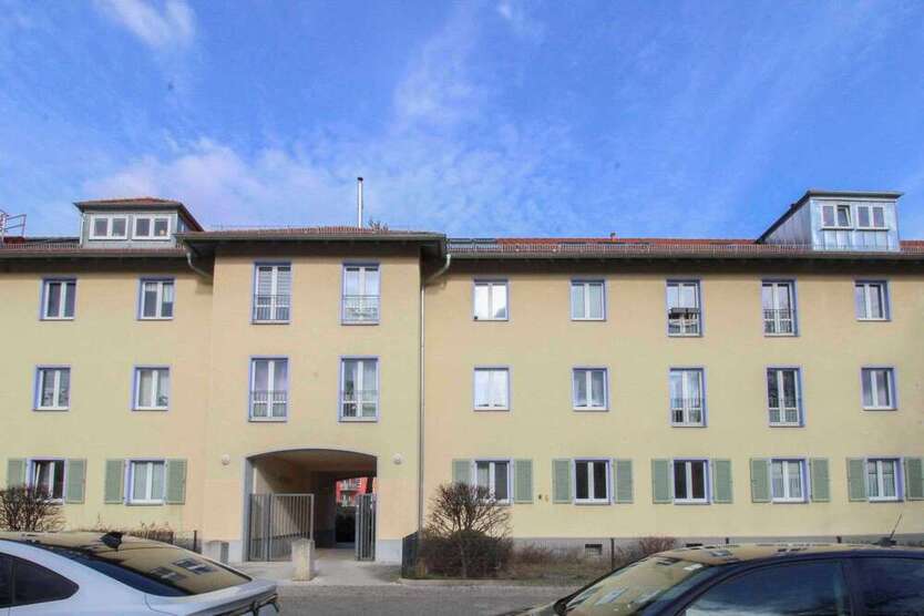 Wohnung zum Kaufen in Berlin 99.000 € 33.69 m²