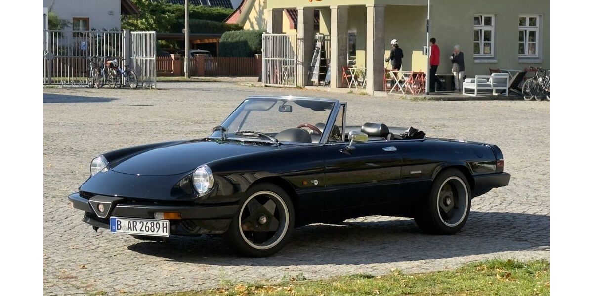 Alfa Romeo Spider 116.000 km 11.900 &euro; Berlin 10318